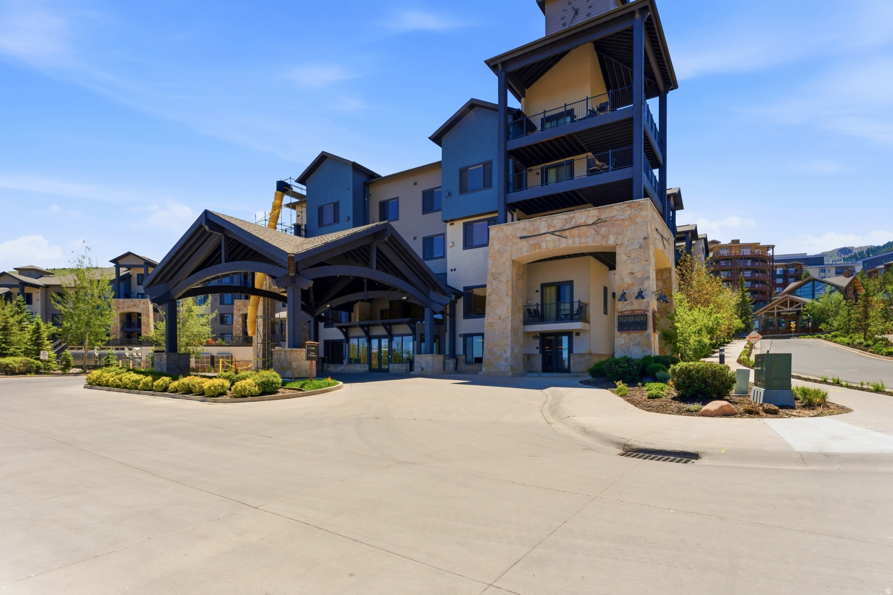 SILVERADO LODGE CONDOMINIUM - Residential
