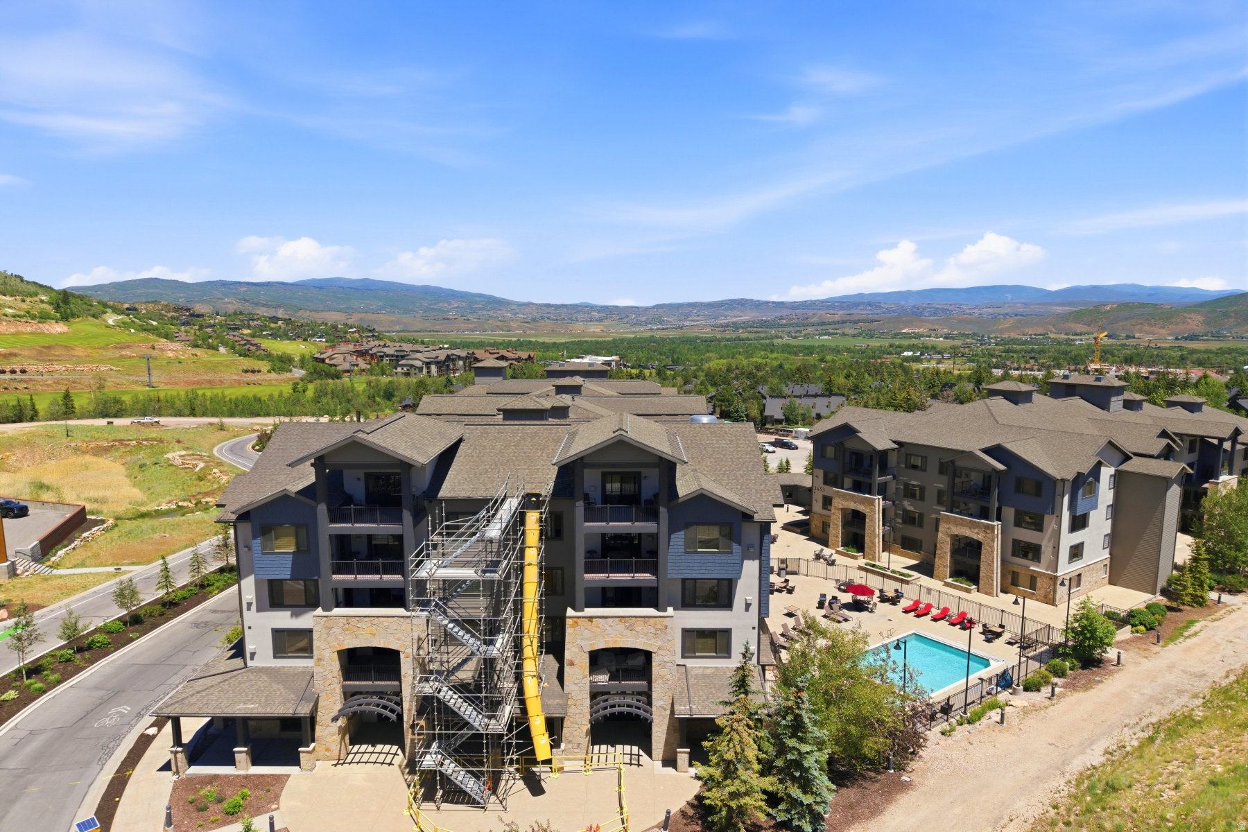 SILVERADO LODGE CONDOMINIUM - Residential