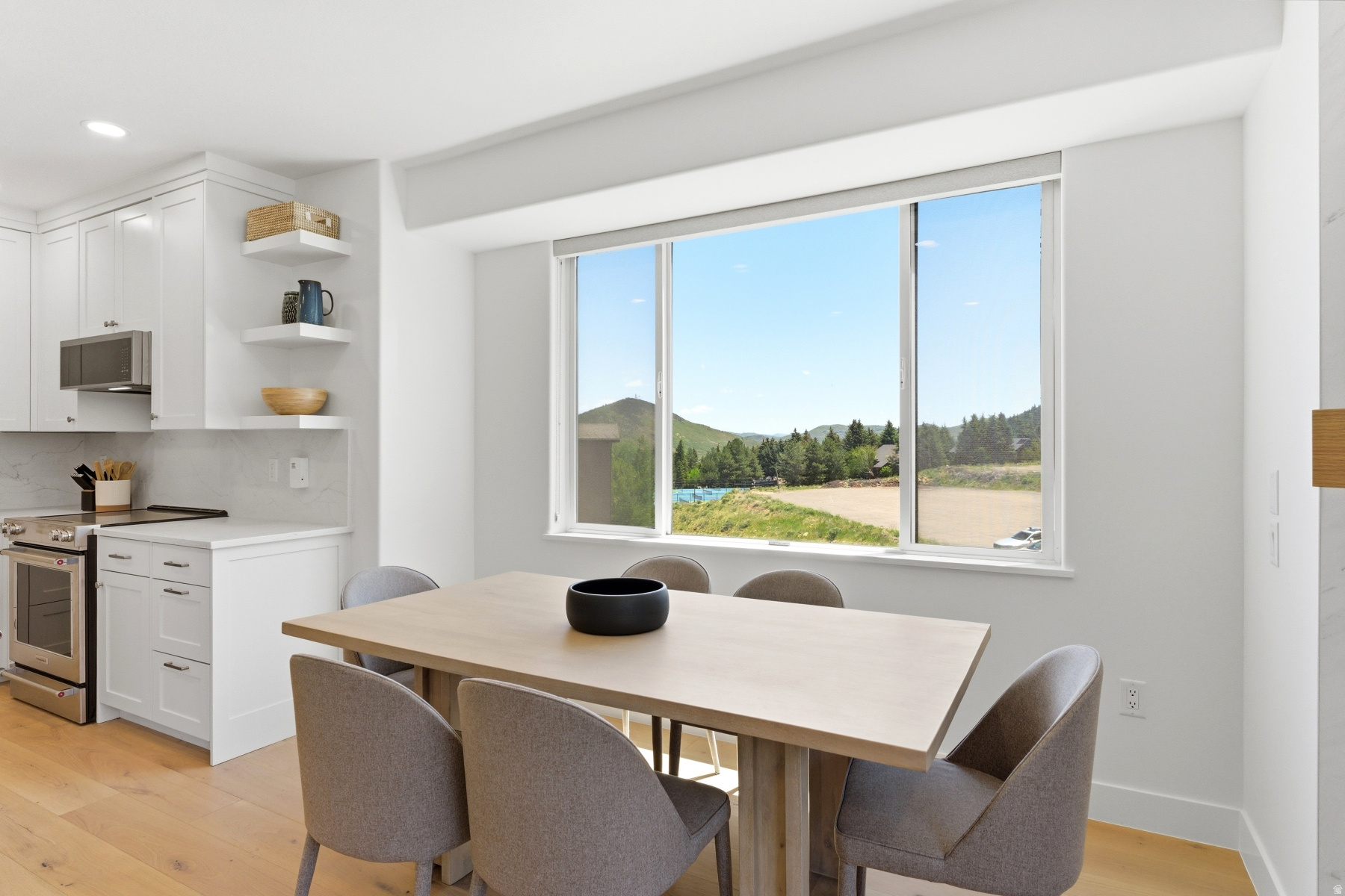 SILVERADO LODGE CONDOMINIUM - Residential