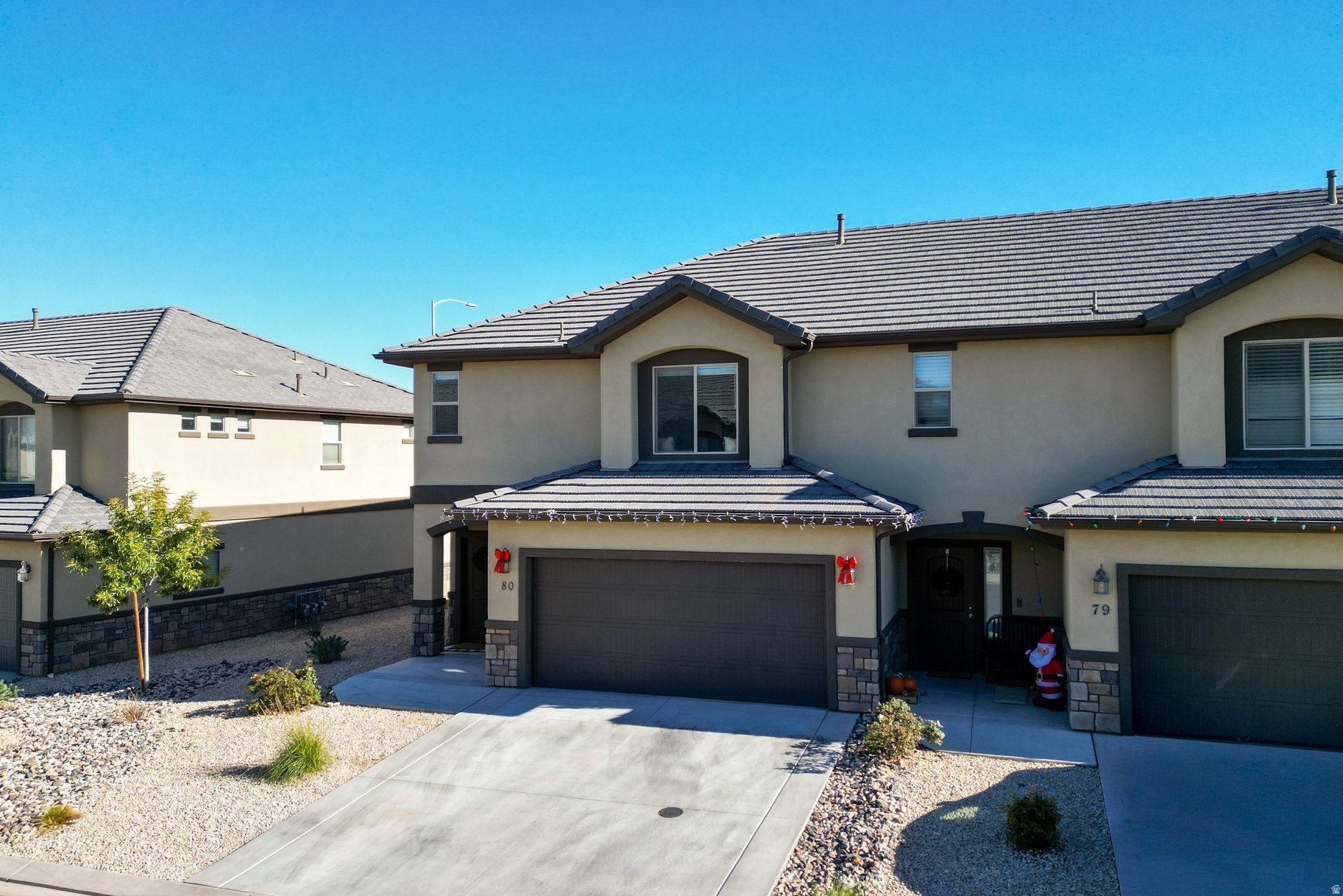 BLACKHAWK TOWNHOMES - Residential
