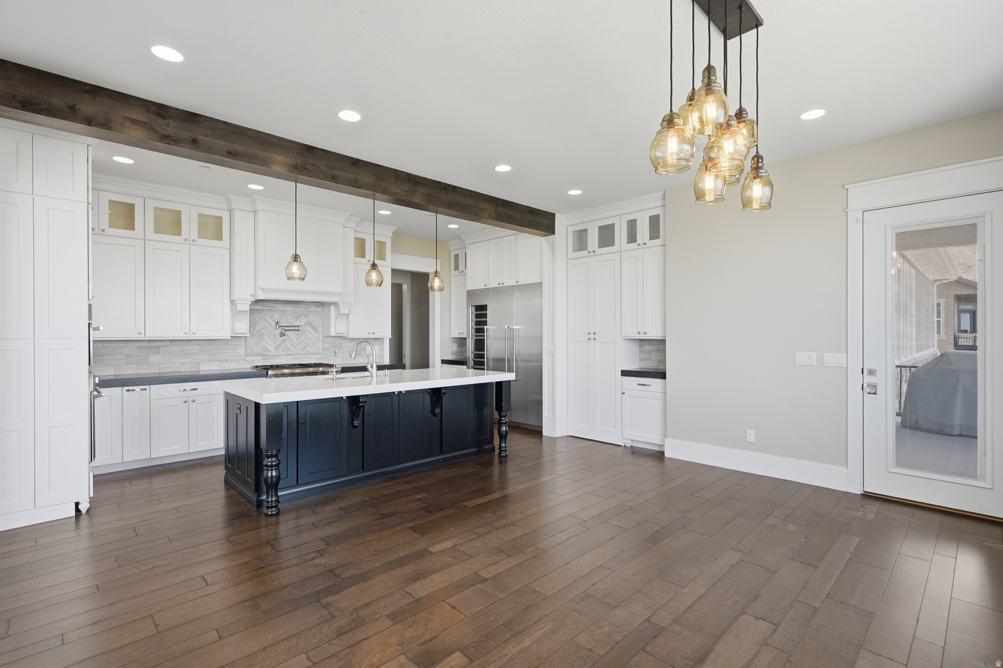 LOOKOUT RIDGE - Residential