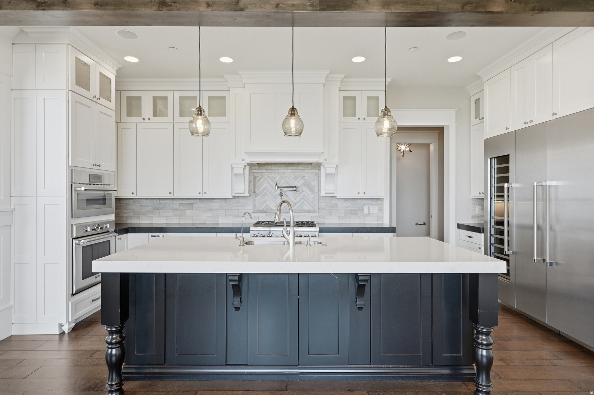 LOOKOUT RIDGE - Residential