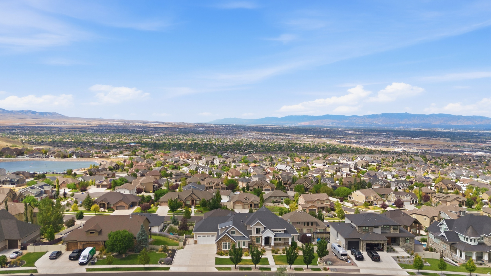 LOOKOUT RIDGE - Residential