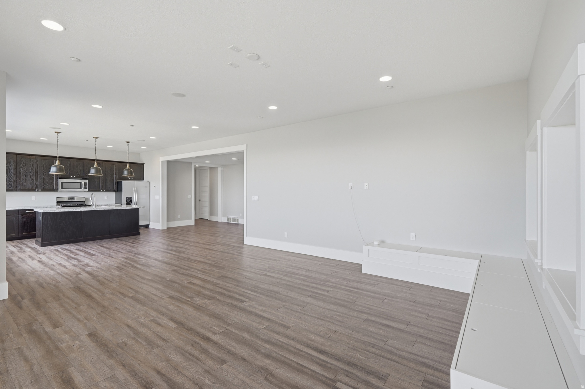 LOOKOUT RIDGE - Residential