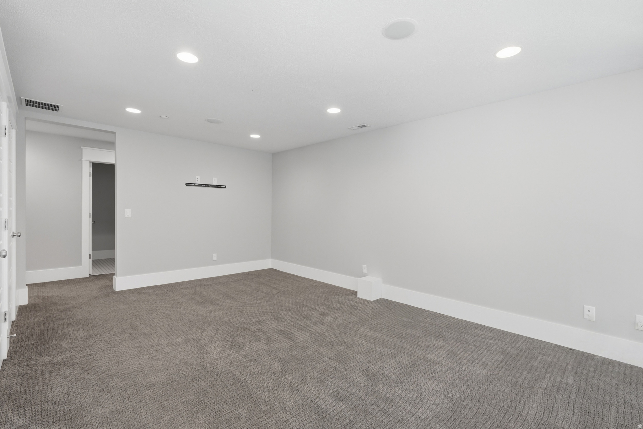 LOOKOUT RIDGE - Residential