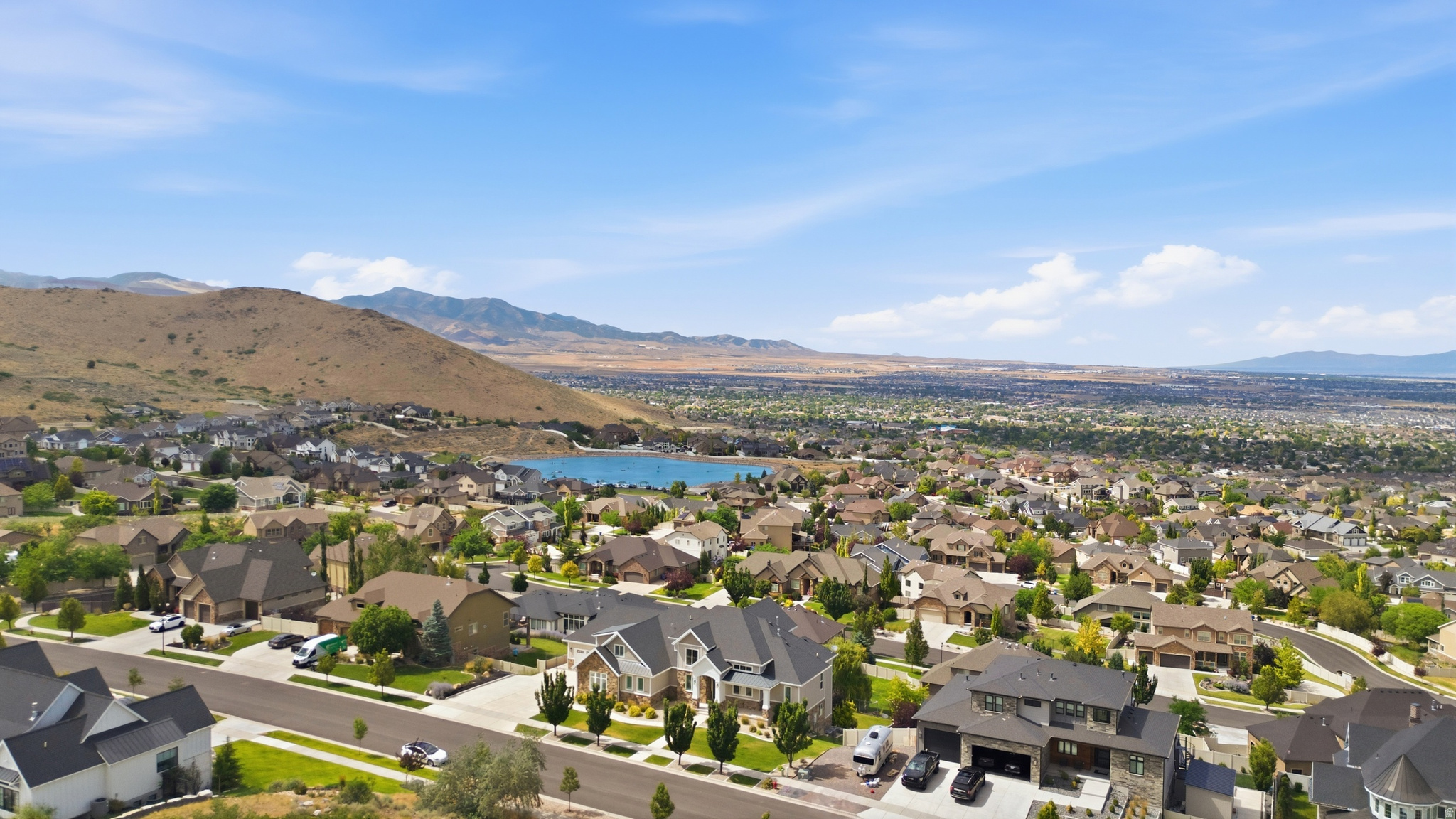 LOOKOUT RIDGE - Residential