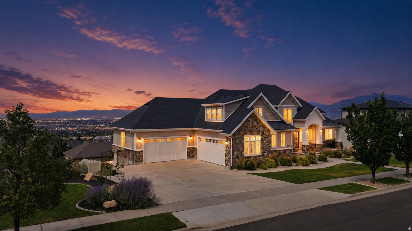 LOOKOUT RIDGE - Residential