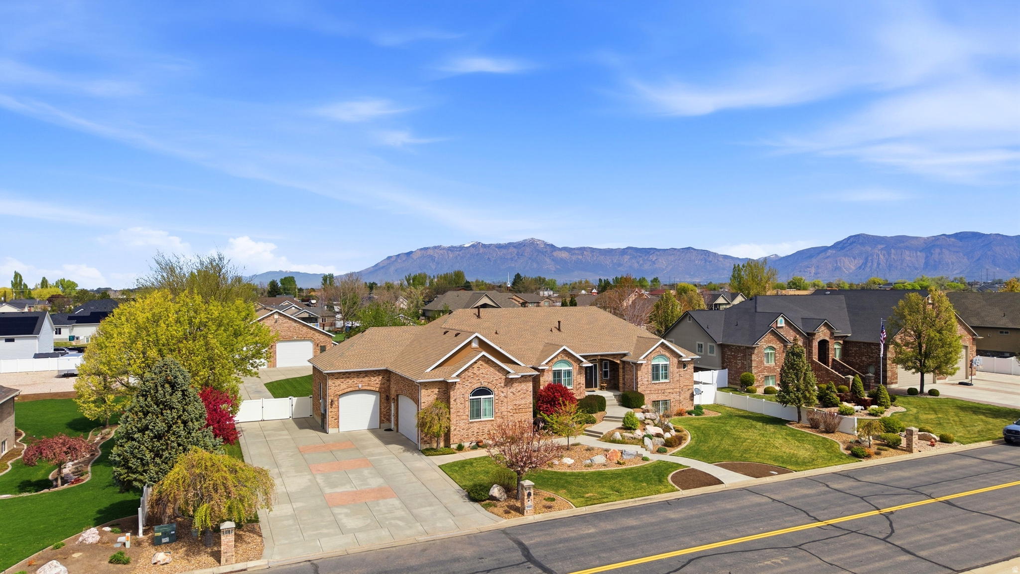 ROCKY MNT. MEADOWS - Residential