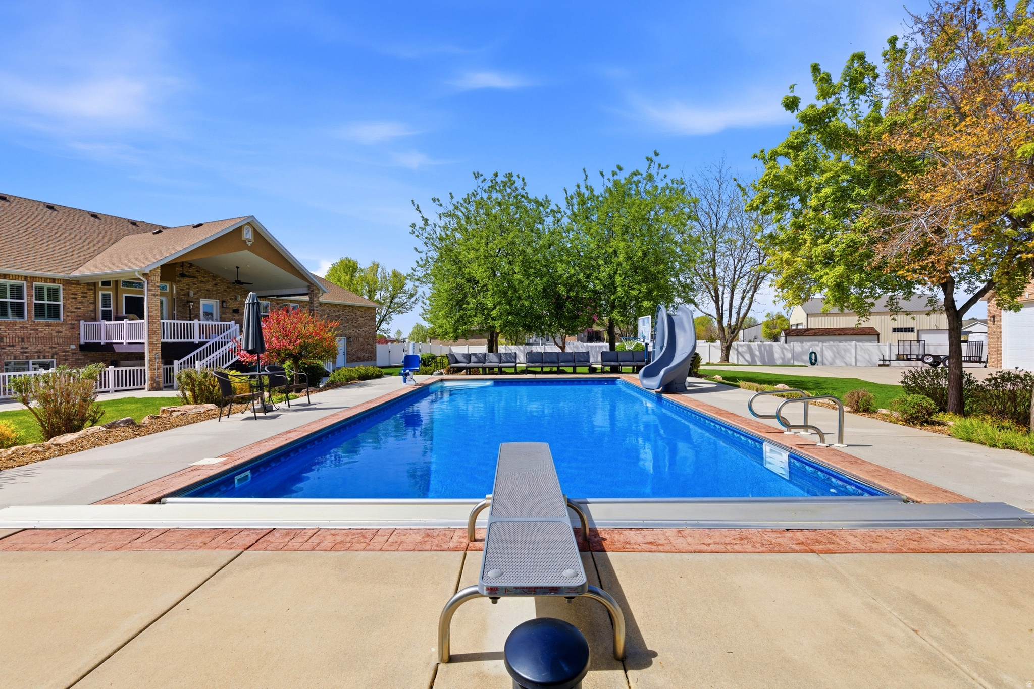 ROCKY MNT. MEADOWS - Residential