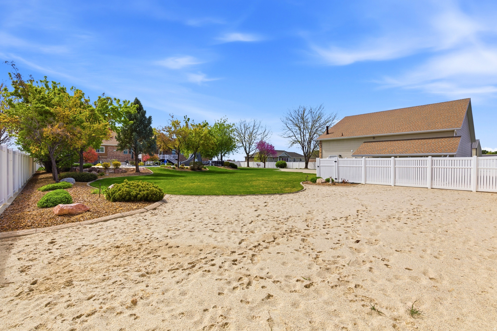 ROCKY MNT. MEADOWS - Residential