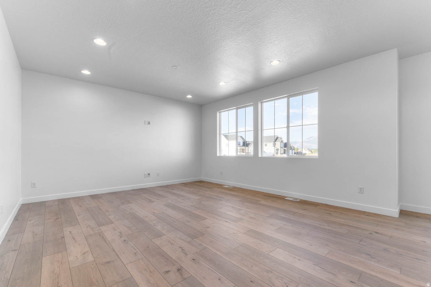 CRANEFIELD EST COLLECTION 1701 - Residential