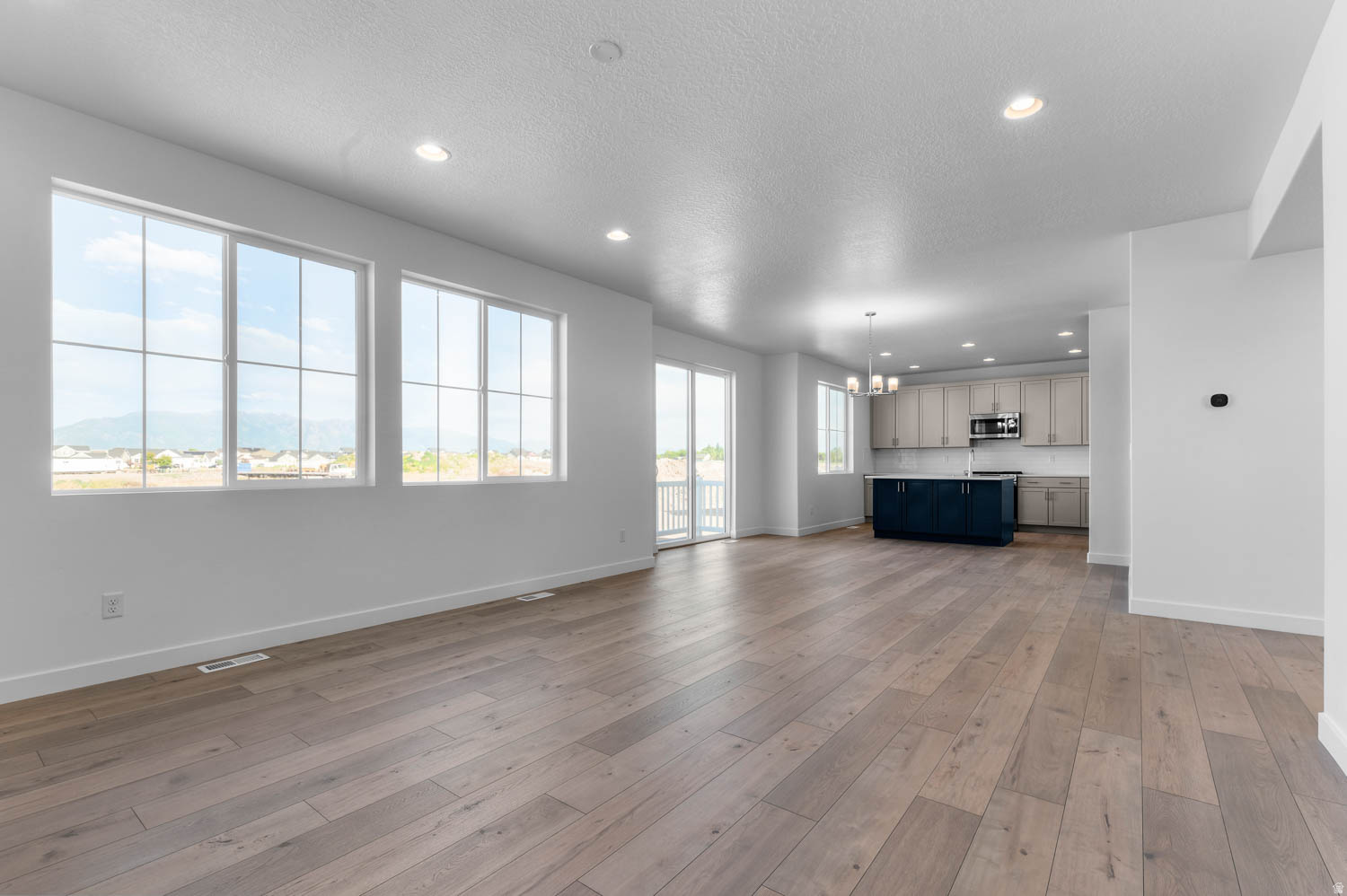 CRANEFIELD EST COLLECTION 1701 - Residential