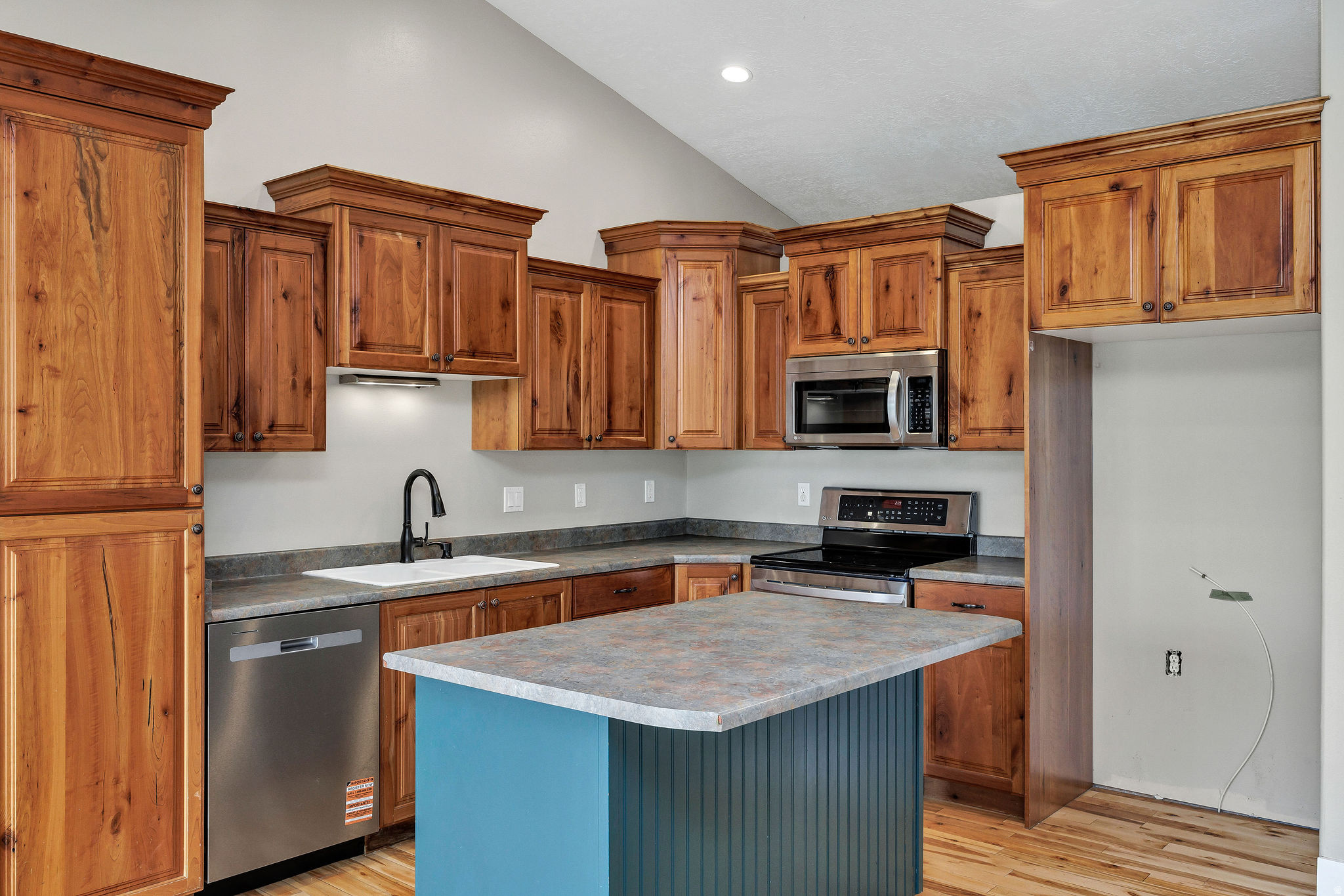 NIBLEY GARDENS - Residential