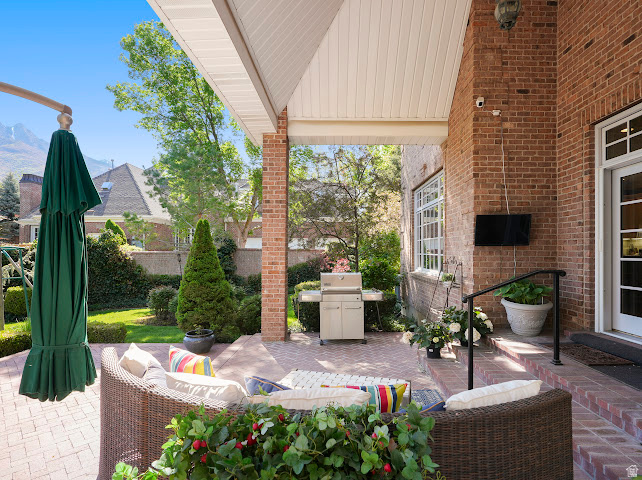 NORMANDY LANE - Residential