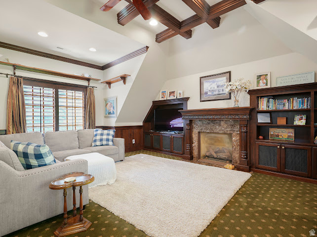 NORMANDY LANE - Residential