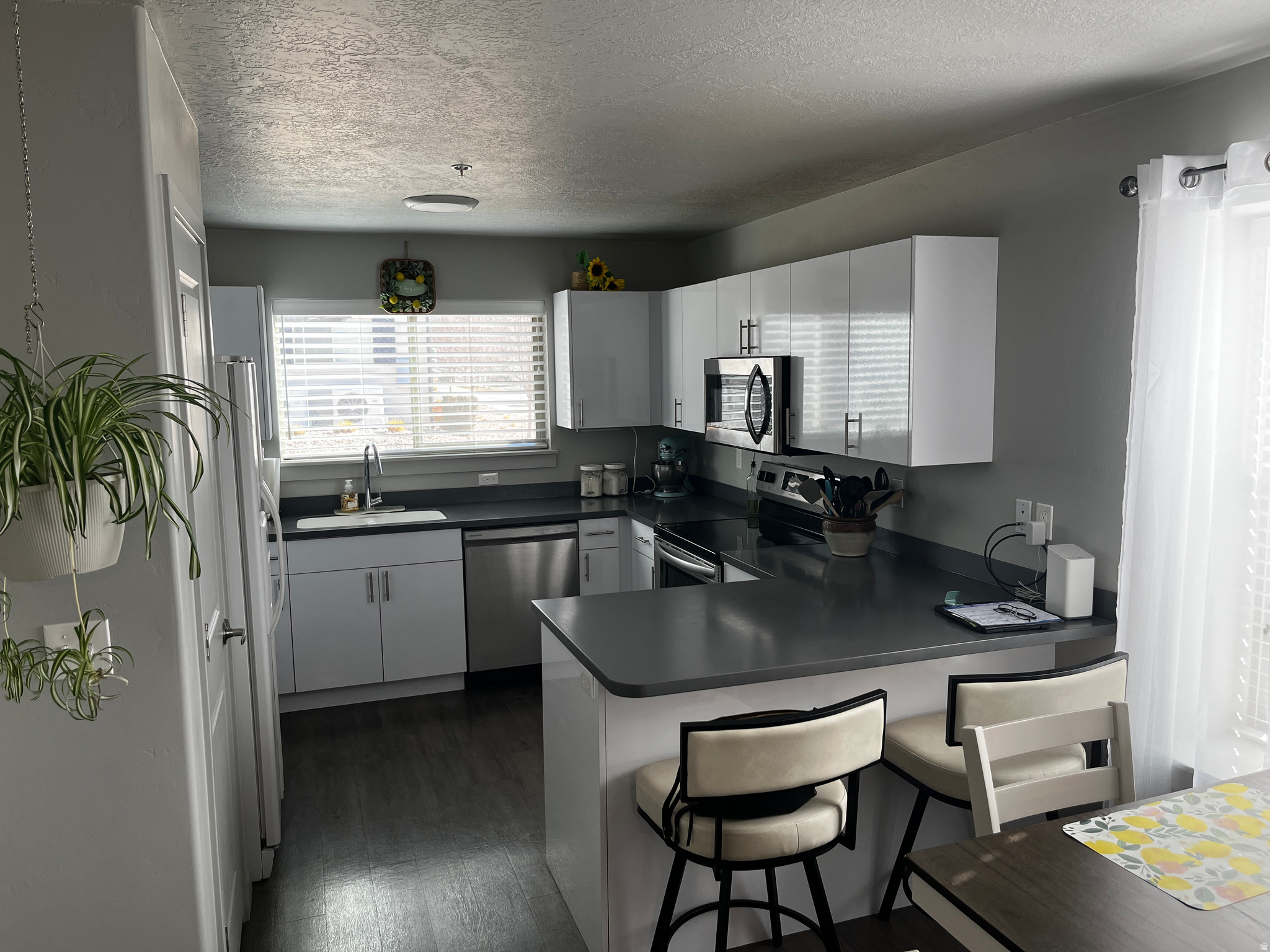 SPRING CREEK - Residential