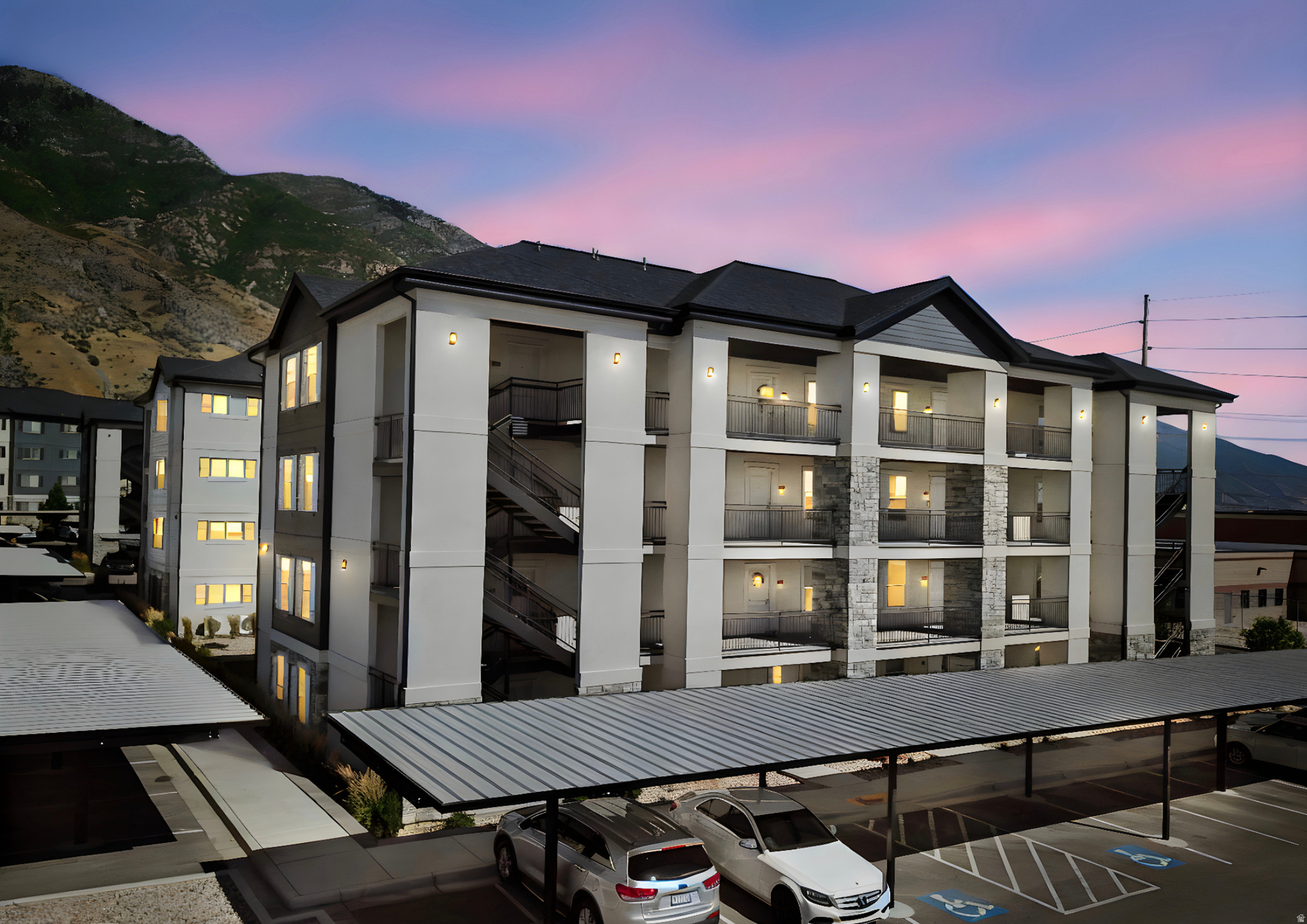 SPRING CREEK - Residential