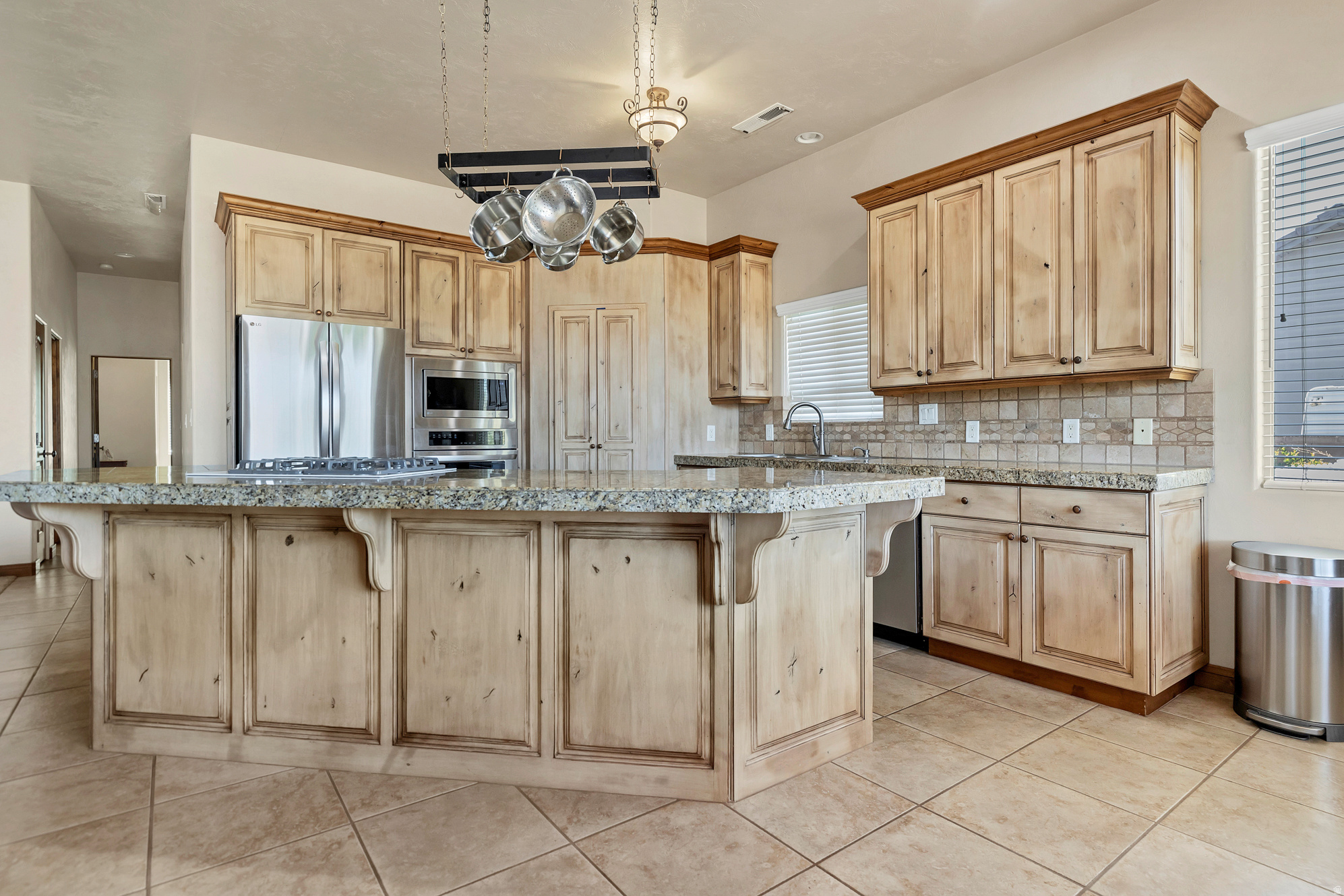 SHADOW MOUNTAIN 8 - Residential