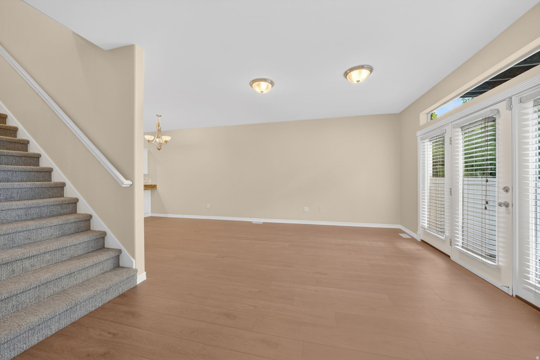 MAPLE RIDGE - Residential