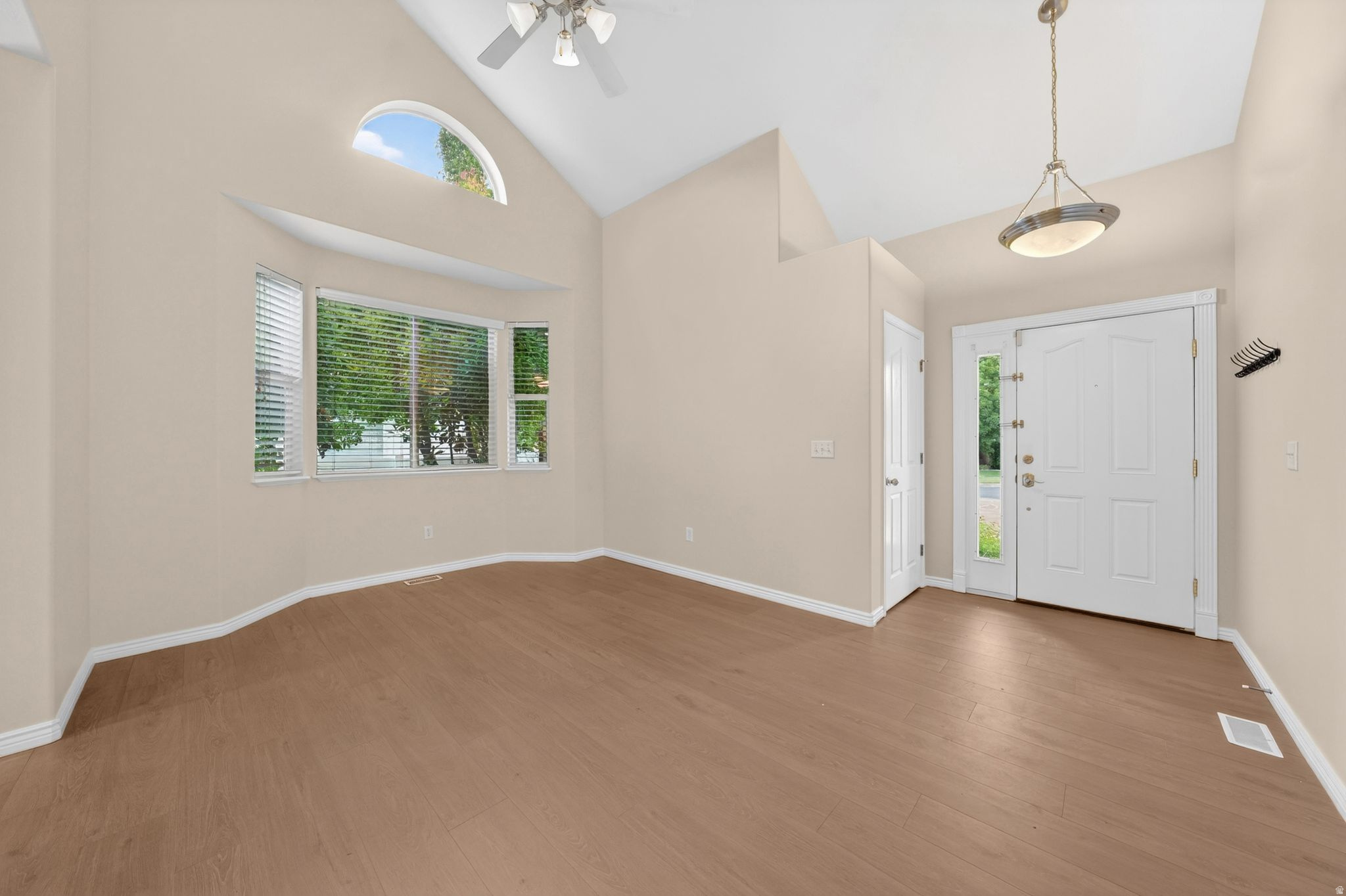 MAPLE RIDGE - Residential