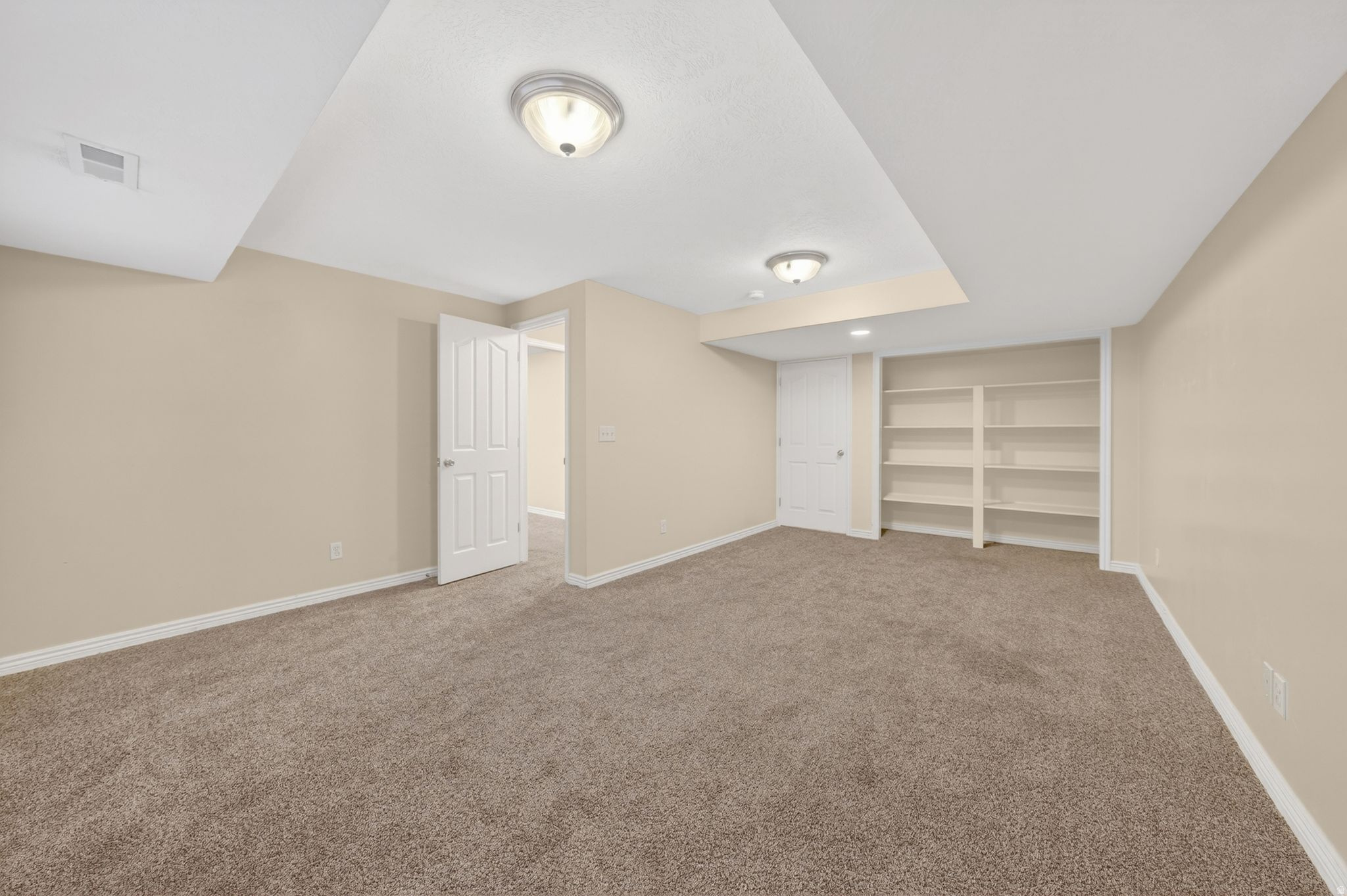 MAPLE RIDGE - Residential