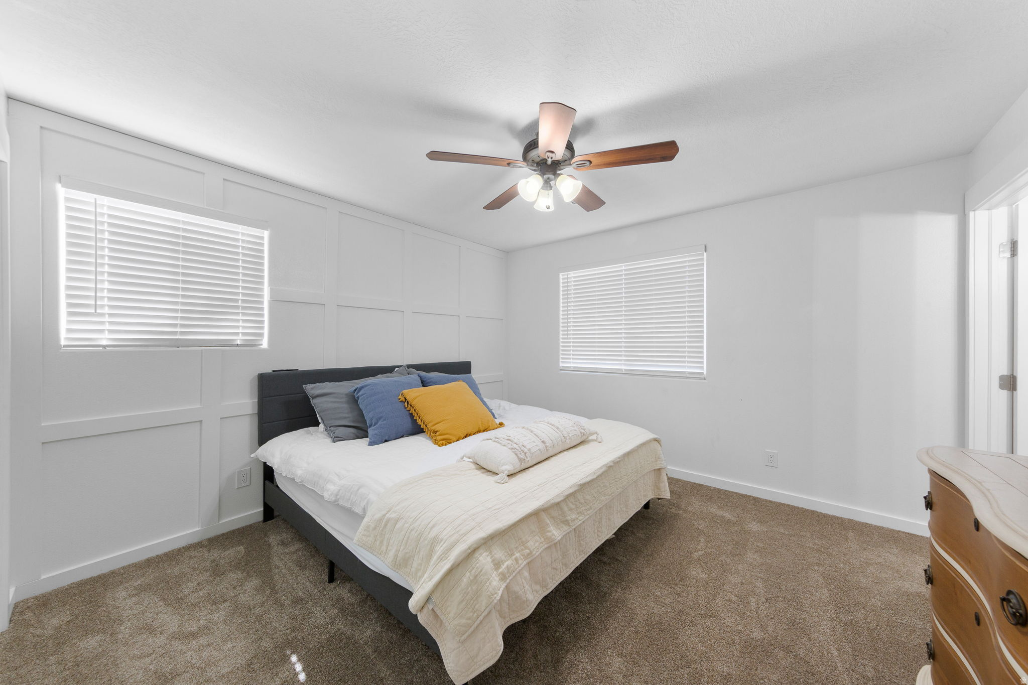SPRING HILL EST - Residential