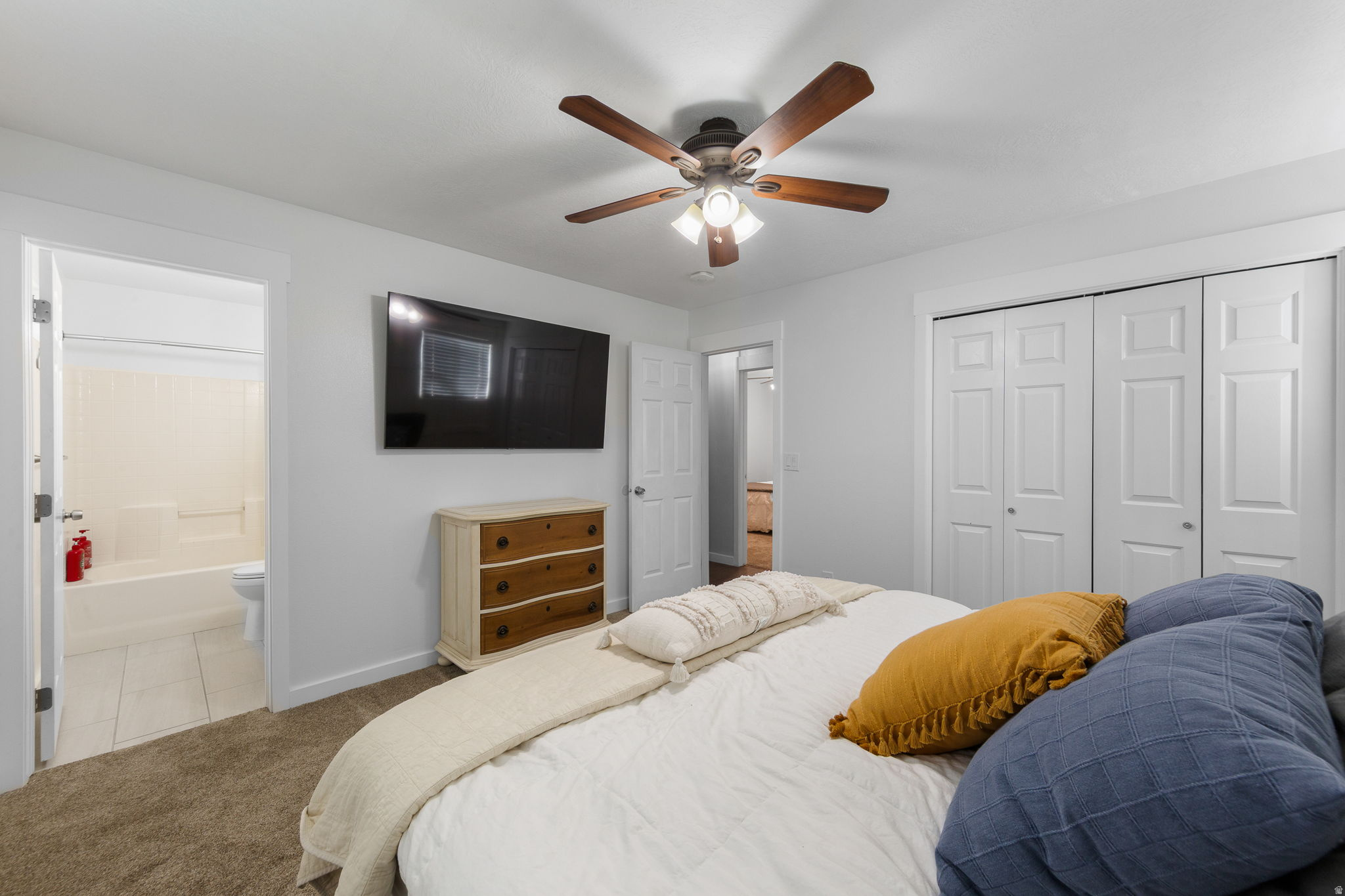 SPRING HILL EST - Residential