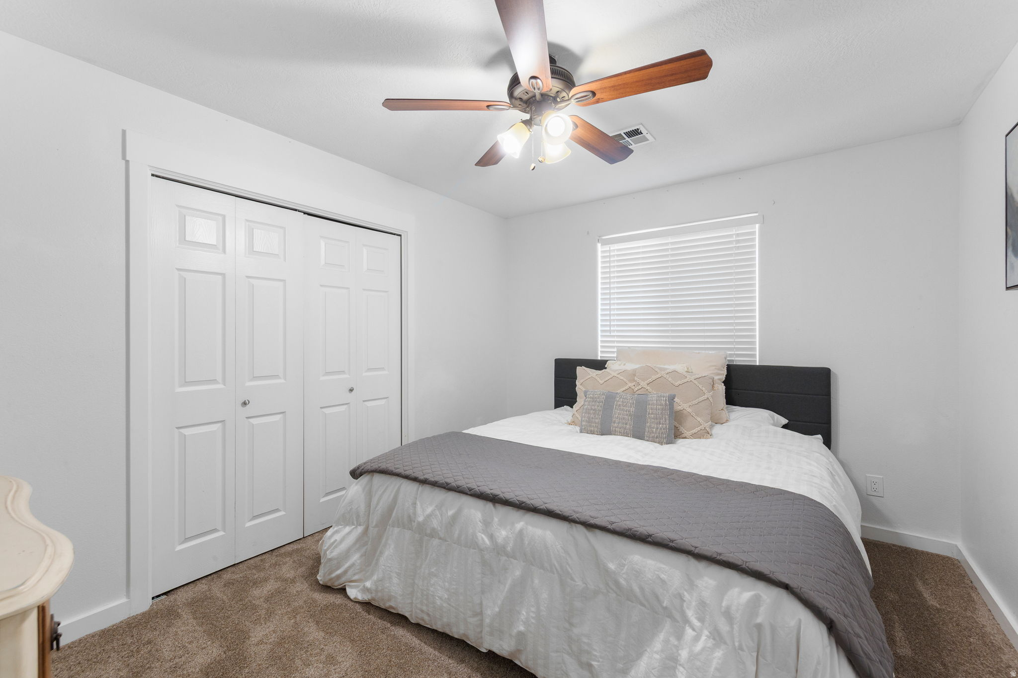 SPRING HILL EST - Residential