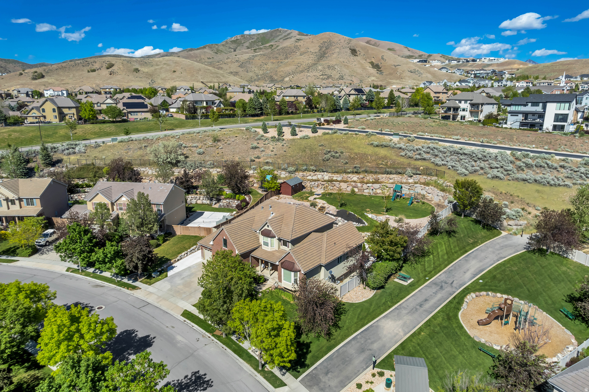 TRAVERSE MOUNTAIN - Residential