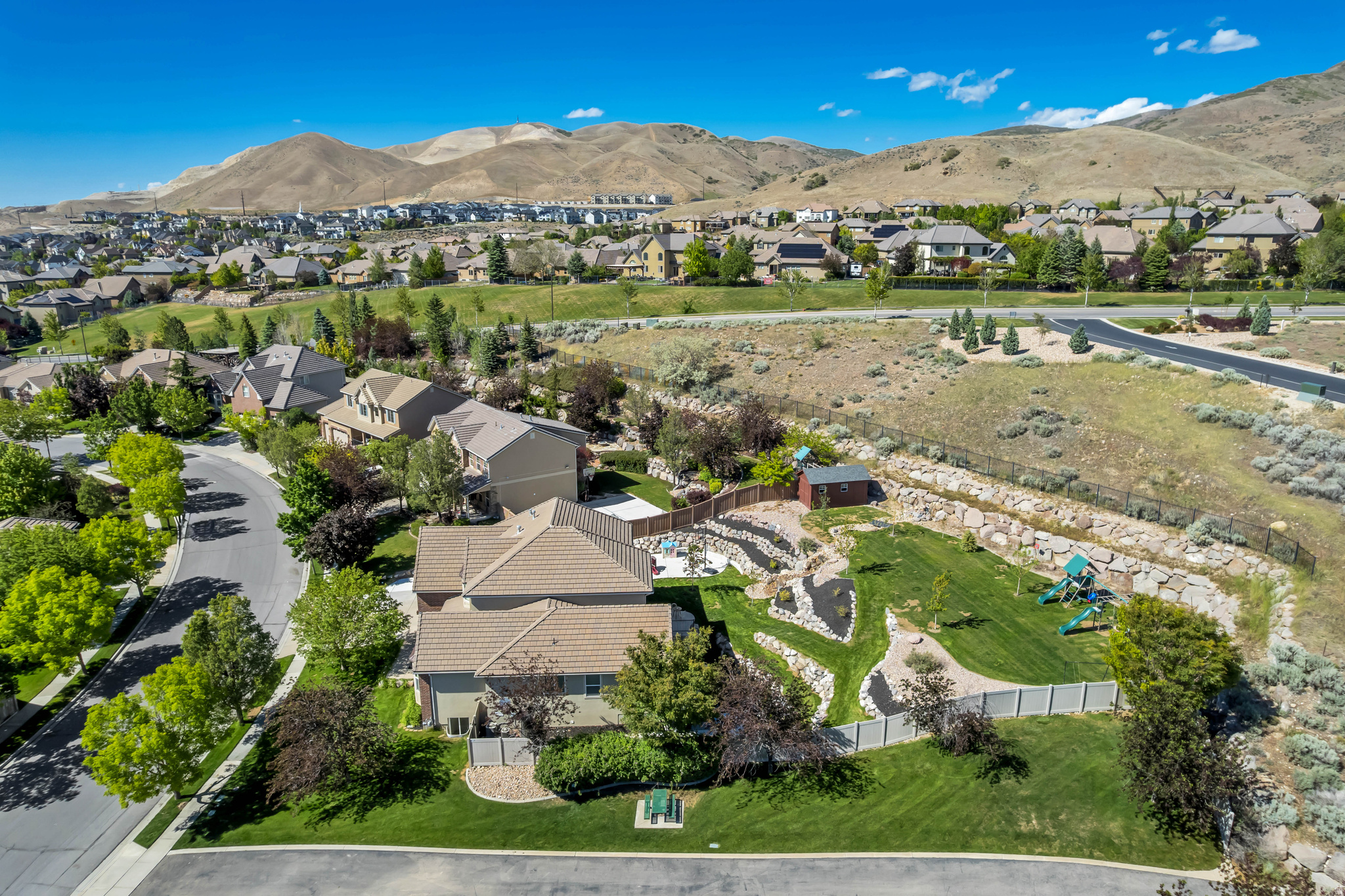 TRAVERSE MOUNTAIN - Residential
