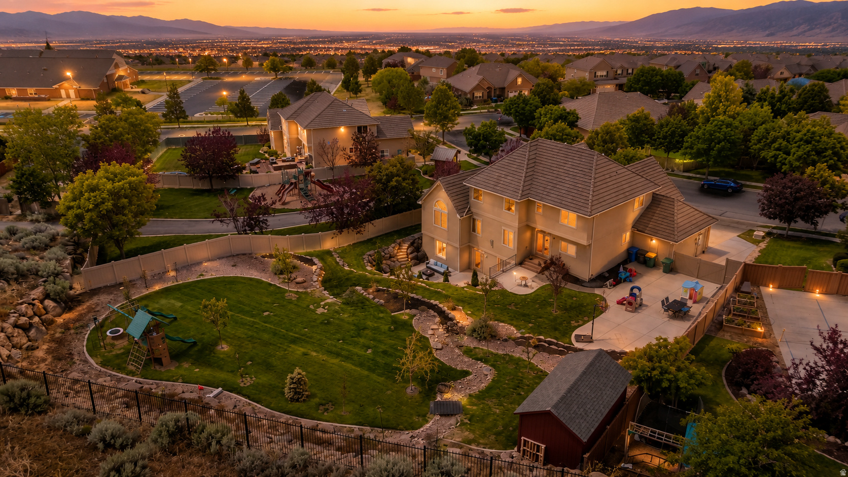 TRAVERSE MOUNTAIN - Residential