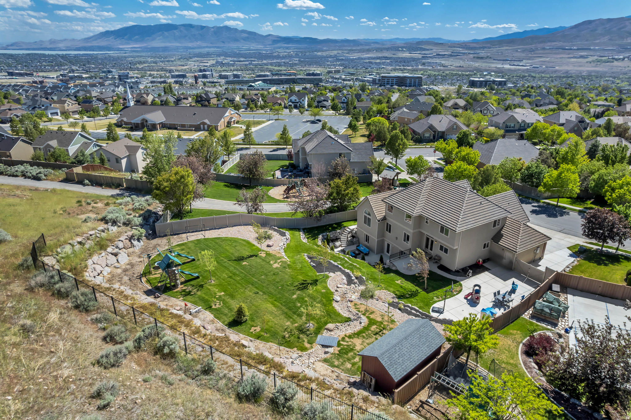 TRAVERSE MOUNTAIN - Residential