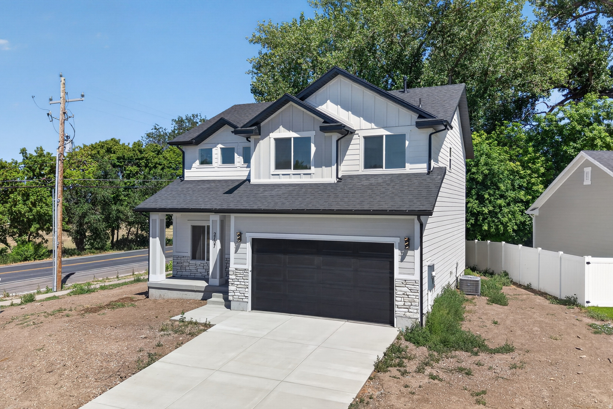 DIXON DOWNS - Residential