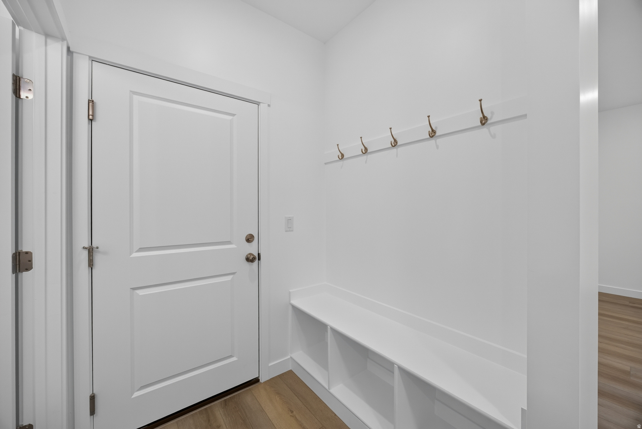 DIXON DOWNS - Residential