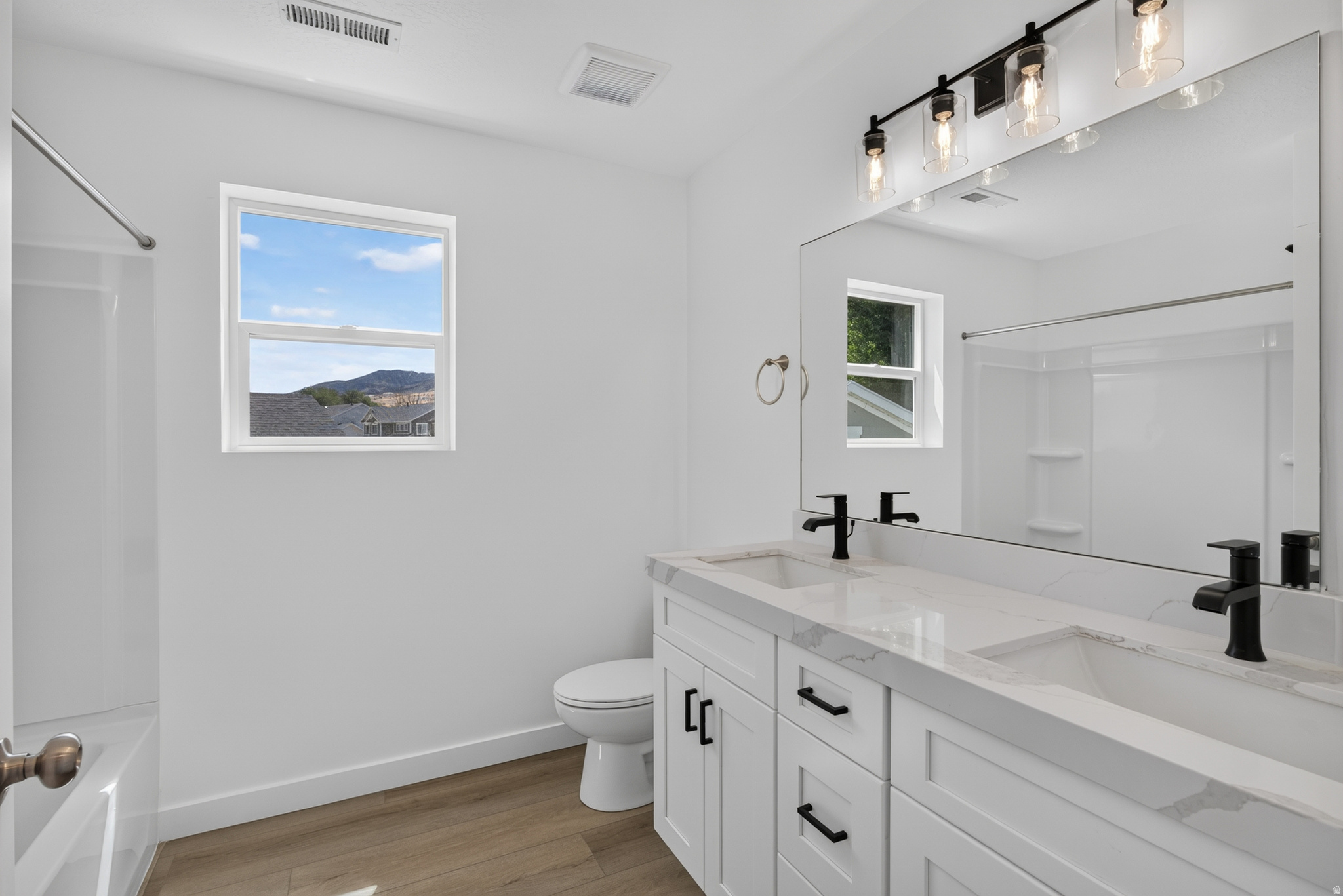 DIXON DOWNS - Residential
