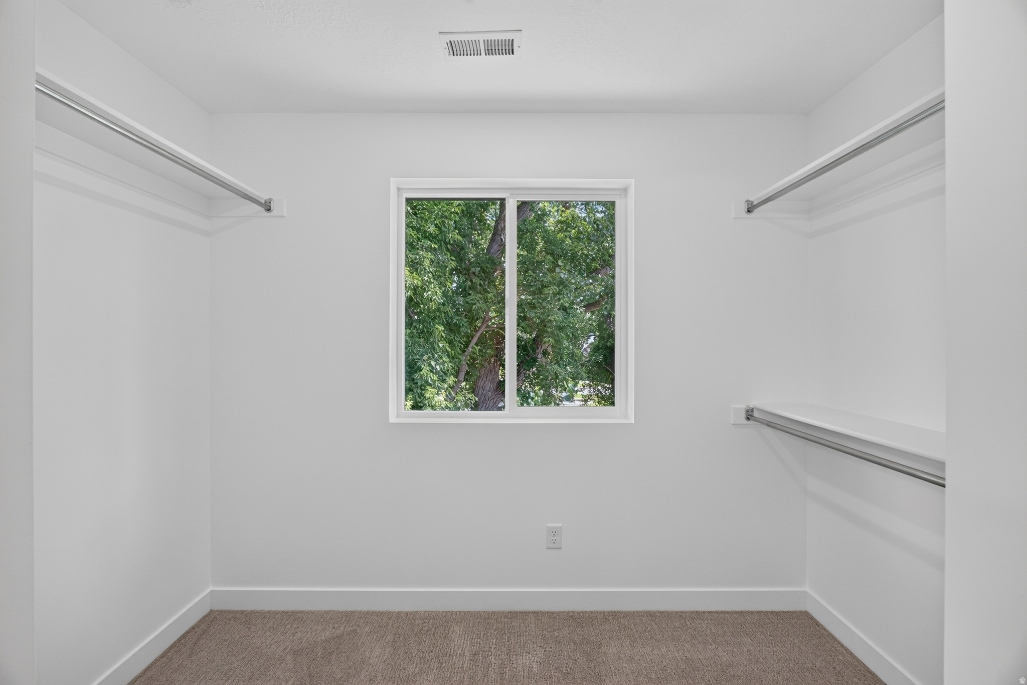 DIXON DOWNS - Residential