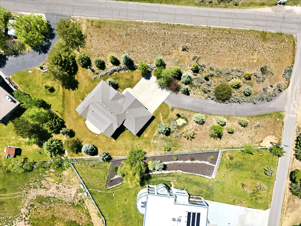 NORTH SUMMIT - Residential