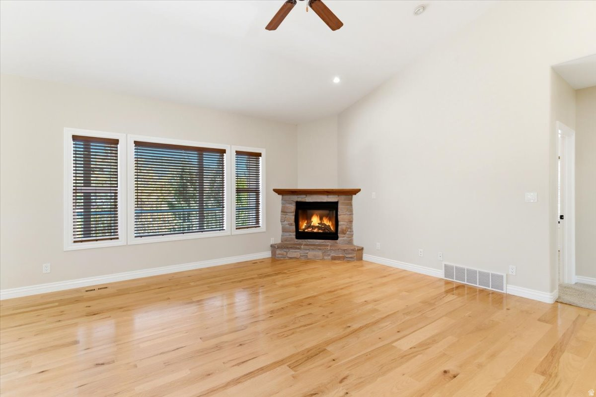 NORTH SUMMIT - Residential