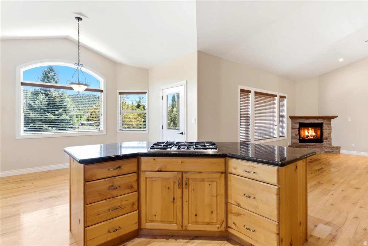 NORTH SUMMIT - Residential