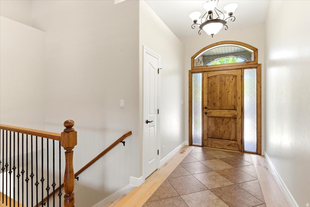 NORTH SUMMIT - Residential