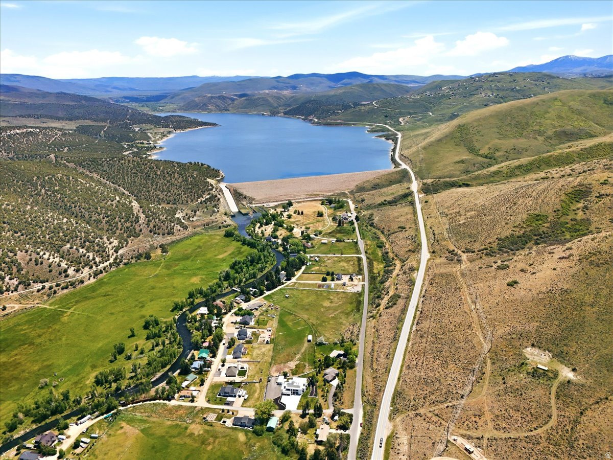NORTH SUMMIT - Residential