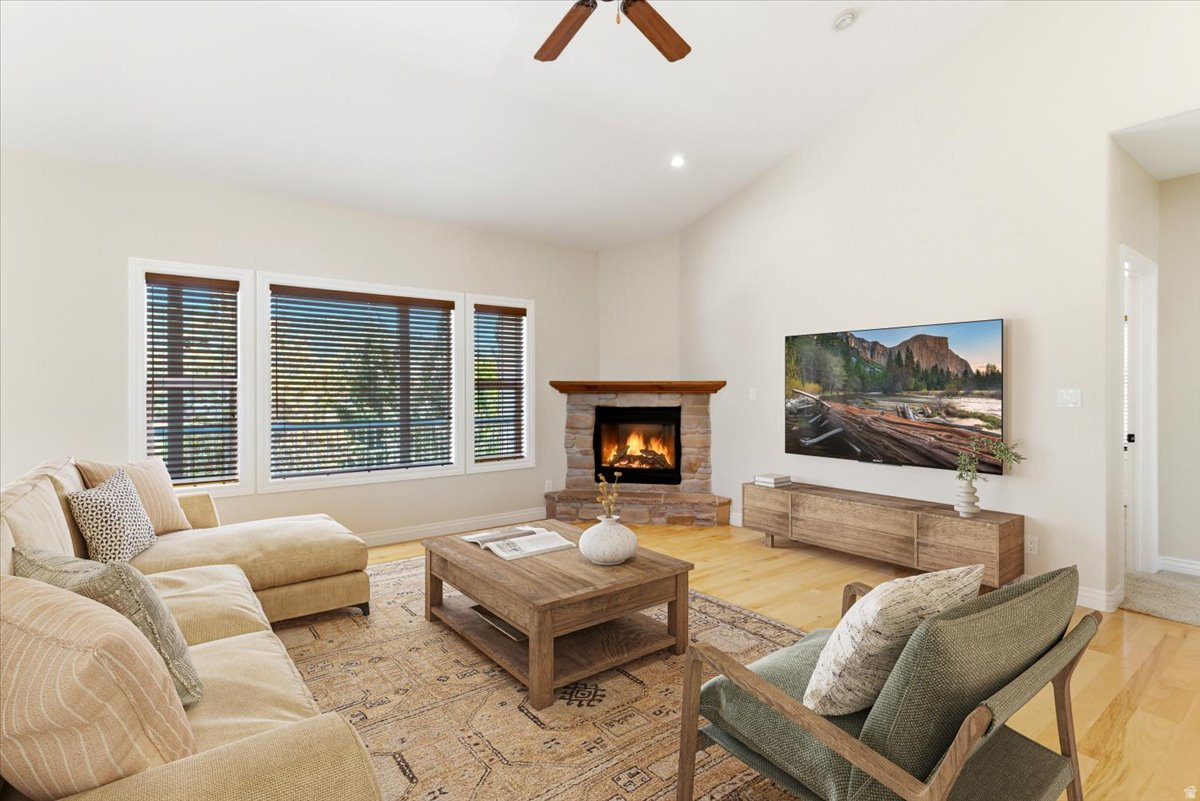 NORTH SUMMIT - Residential