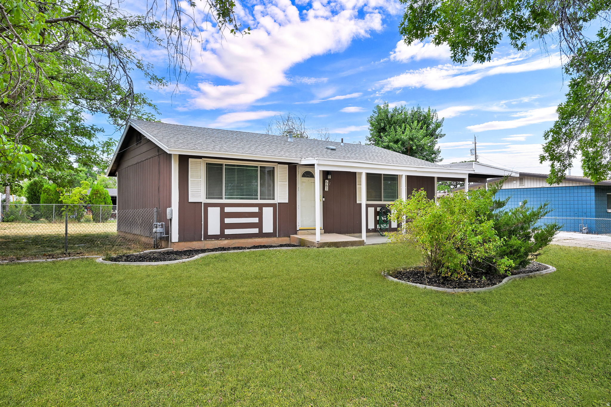 EYRIE MEADOW - Residential