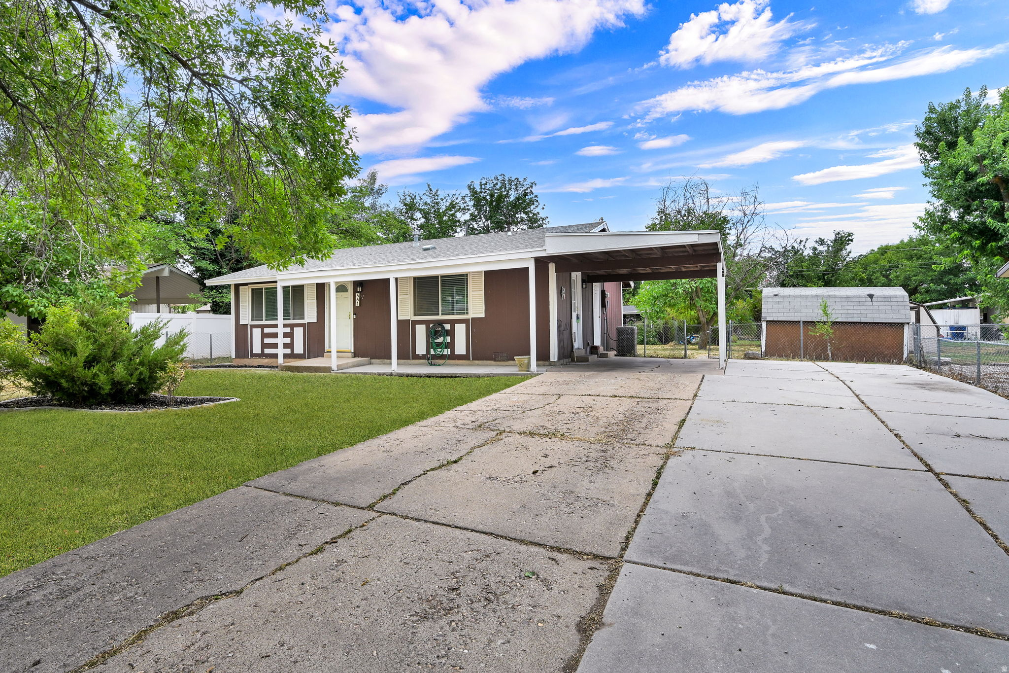 EYRIE MEADOW - Residential