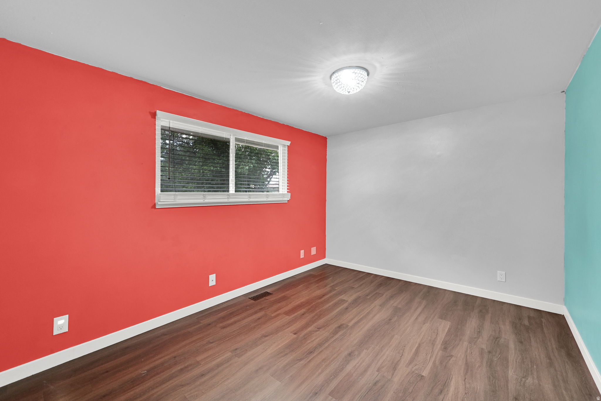 EYRIE MEADOW - Residential
