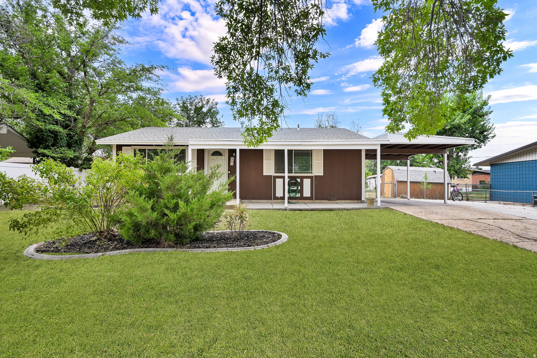 EYRIE MEADOW - Residential
