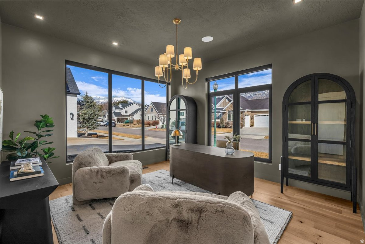 RIDGE - Residential