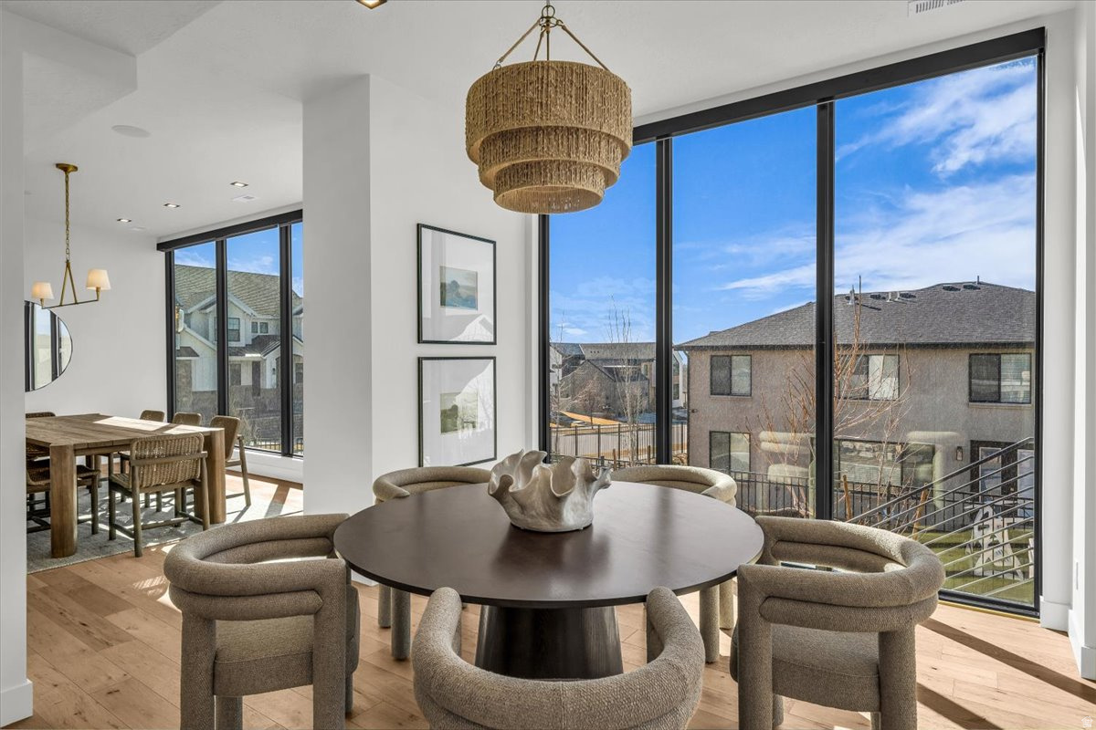 RIDGE - Residential
