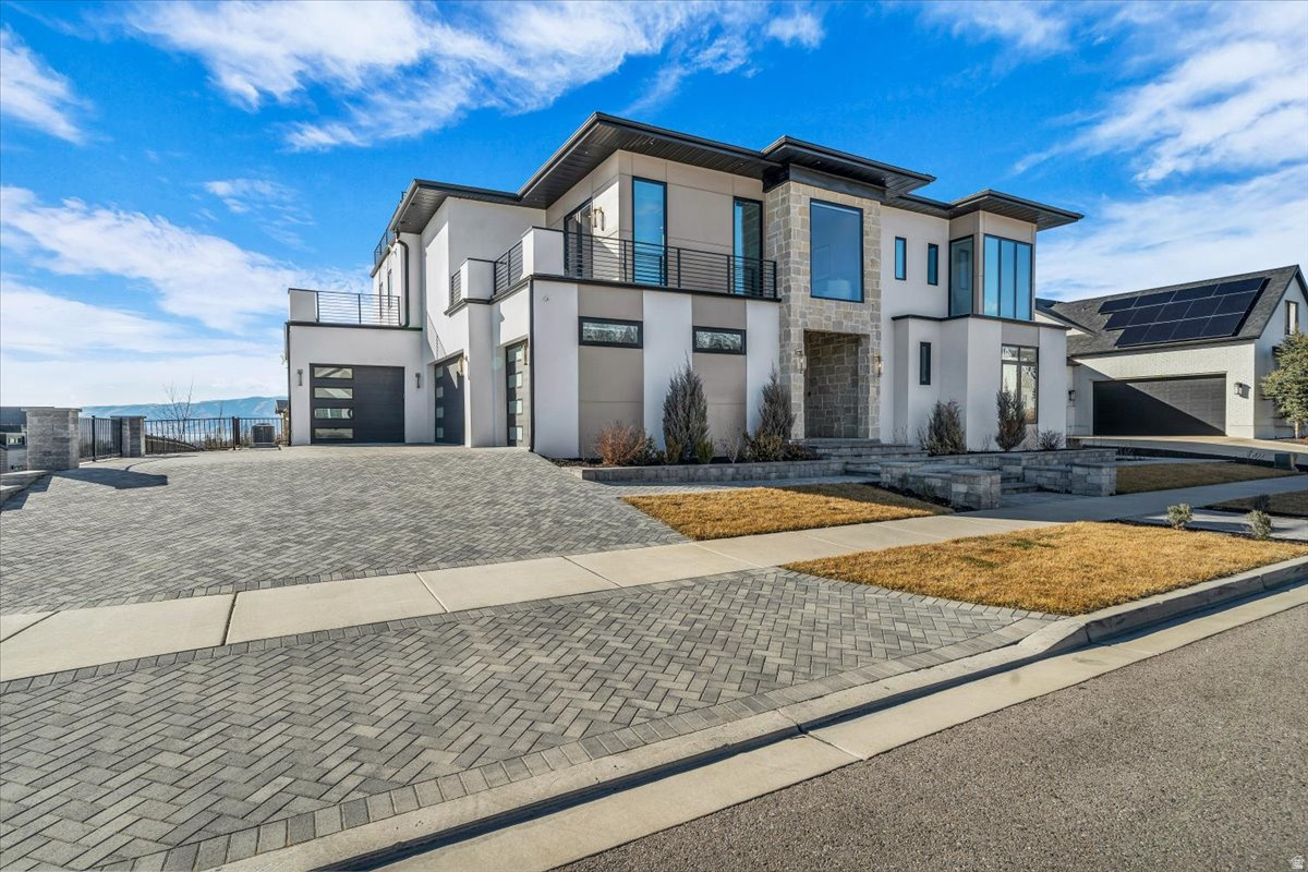RIDGE - Residential