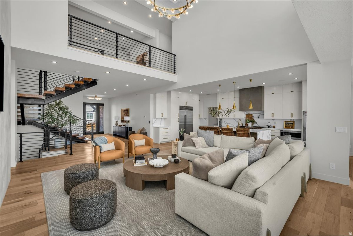 RIDGE - Residential